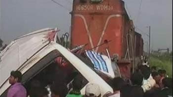 Nine killed as bus collides with train at unmanned crossing in Bihar