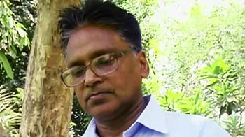 आईआईटी प्रोफेसर के फोन किए रिकॉर्ड