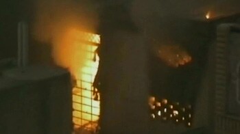 Videos : फरीदाबाद : पटाखों के गोदाम में लगी आग