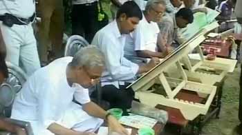 Prisoners turn painters in Kolkata Prisoners turn painters in Kolkata