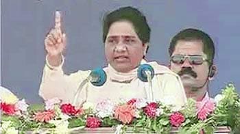 रिटेल में एफडीआई के खिलाफ, समर्थन पर विचार करेंगे : मायावती