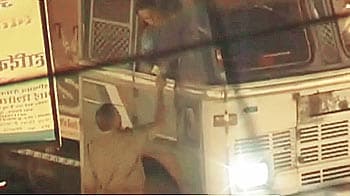 गुड़गांव : रिश्वत लेते पुलिसकर्मी कैमरे में कैद