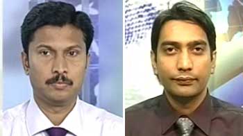 Consider bank stocks in trepid markets: experts