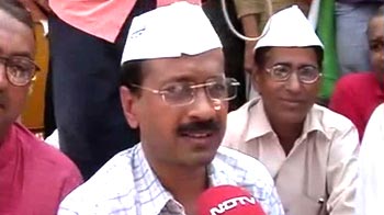 Video : Will continue with dharna against Khurshid till PM comes to meet us: Kejriwal