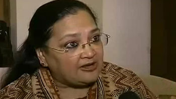 सरासर झूठ बोल रहे हैं केजरीवाल : लुईस खुर्शीद