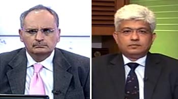 Should investors buy Infosys despite poor guidance?