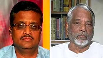 Row over Vadra deals: Should bureaucrats have fixed tenures?