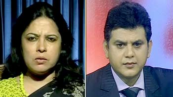 पवार परिवार पर लगे जमीन घोटाले के आरोप