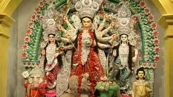 Kolkata all decked up as Durga Puja festival kicks in