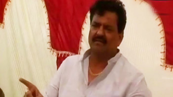 Don't give mobile phones to girls, says BSP leader