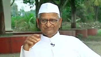 अन्ना ने उठाए केजरीवाल के काम के तरीकों पर सवाल