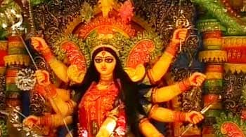 Video : Durga Puja: An open air exhibition