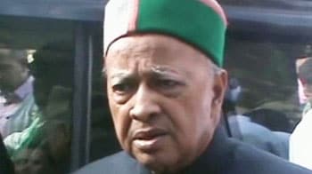 Video : Virbhadra Singh says he will 'break camera' when asked about graft charges