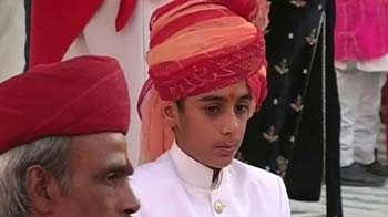 Video : 14-year-old Maharaja and a Royal Dussehra