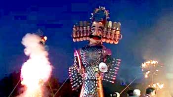 तमाम शहरों में मनाया गया दशहरा