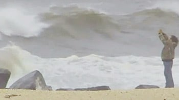 Videos : अमेरिका में तूफान 'सैंडी' से मची आपाधापी