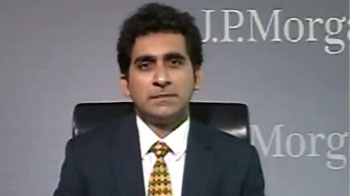 RBI keeps key rates unchanged: What experts say
