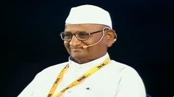 Video : Foreign companies not needed to revive economy: Anna Hazare to PM