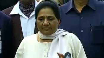 Video : Mayawati's stand on FDI fronts her terms for support to govt