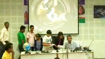 Gujarati children talk to Sunita Williams in space