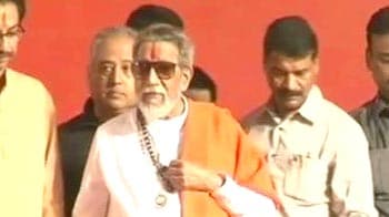 Video : Bal Thackeray dies at 86; Shiv Sena appeals for calm