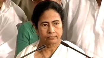 Video : Mamata to move no-confidence motion against govt, seeks support of parties