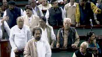Videos : संसद के गलियारों तक पहुंचा एफडीआई का बवंडर