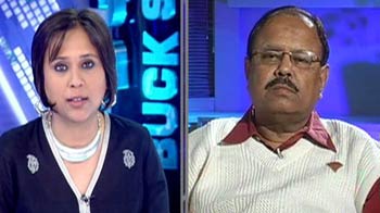 Battleground Gujarat: Modi's blitzkrieg vs Congress blooper? Battleground Gujarat: Modi's blitzkrieg vs Congress blooper?