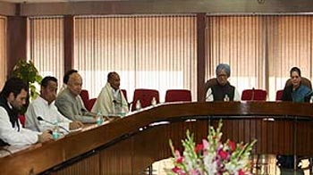 FDI in retail: Government agrees to a vote