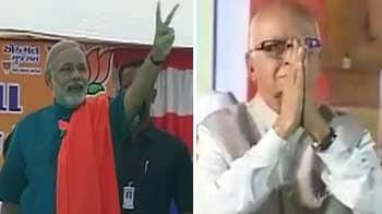 Advani calls Modi 'role model' ahead of Gujarat poll manifesto release today
