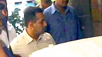 Videos : हिट एंड रन केस : सलमान खान के खिलाफ समन जारी