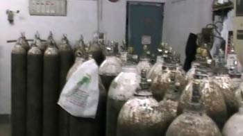 No oxygen, four patients die in Delhi hospital; probe ordered