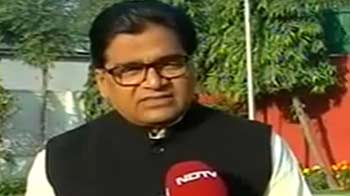 FDI vote: Samajawadi Party to decide after hearing Govt's reply