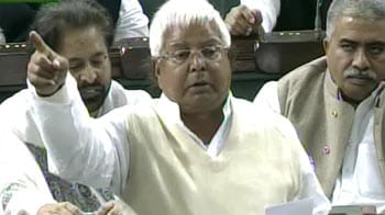 Video : FDI debate: Why does Advani use Twitter, asks Lalu