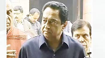 वॉलमार्ट मामले की जांच में कोई हिचक नहीं : केंद्र