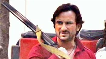 Revealed: Saif's rustic look in <i>Bullet Raja</i> Revealed: Saif's rustic look in <i>Bullet Raja</i>