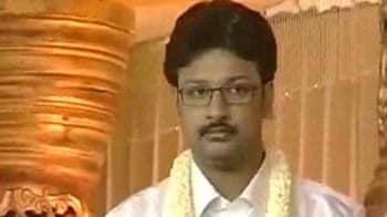 Durai Dayanidhi finally surrenders; father Alagiri alleges political conspiracy
