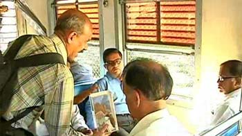 Why this Professor begs on Mumbai trains