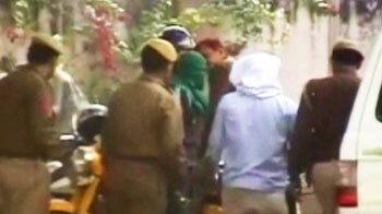 Video : Delhi gang-rape: Bus driver refuses identification parade