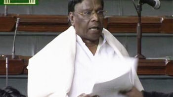 Video : Mulayam's man snatched quota bill, Sonia Gandhi tried to intervene