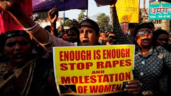 Video : Delhi gang-rape: Protests spread across India