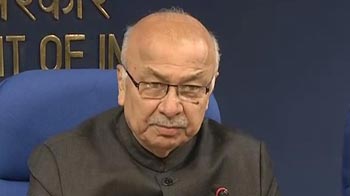 Video : Govt committed to safety of women, request protesters to withdraw: Home Minister