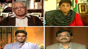 Soli Sorabjee slams police action on gang-rape protesters