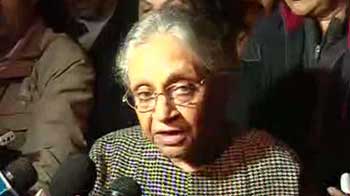 शीला ने कहा, पुलिस कमिश्नर हैं जिम्मेदार