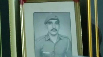 Delhi constable injured during India Gate protest dies