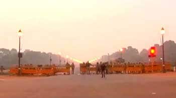 Video : Anger over Delhi clampdown