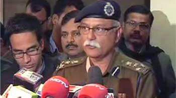 तोमर को चोटों के चलते पड़ा दिल का दौरा : पुलिस तोमर को चोटों के चलते पड़ा दिल का दौरा : पुलिस