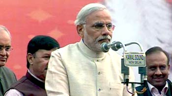 अपने भाषण में मोदी ने किया मनमोहन पर हमला