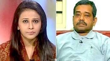 महिलाओं पर टिप्पणी : अभिजीत की सफाई