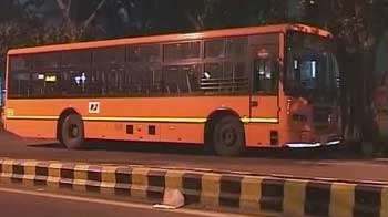 दिल्ली में बस में एक और लड़की से छेड़छाड़